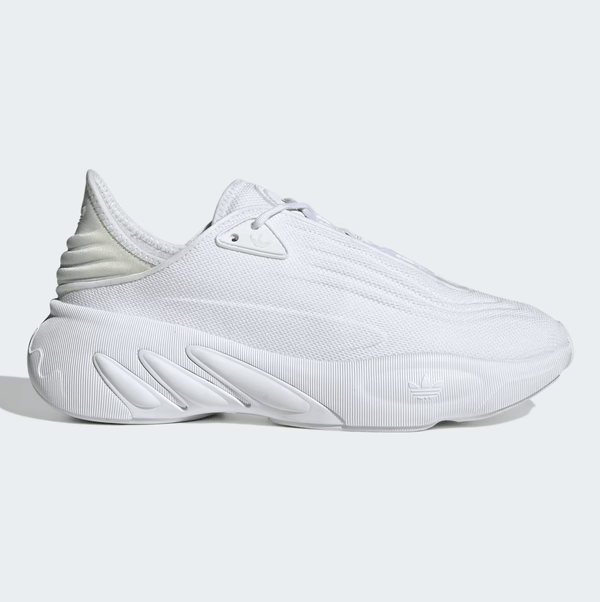 Adidas ADIFOM SLTN unisex alb sneakers design inspired by 90s footwear, perfect for urban outfits.