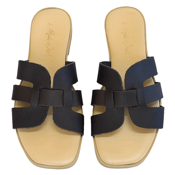 Papuci dama din piele ecologica, Maro, design elegant, confortabili, ideal pentru vara 2025, Made in Italy.