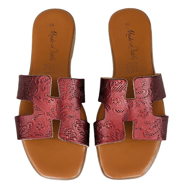 Papuci dama din piele naturala bordo, model elegant, Made in Italy, Colectia Vara 2025, confortabili pentru sezonul cald.